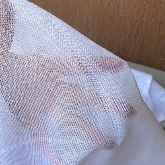 Lightweight White Scarf - Picture 5 of 6